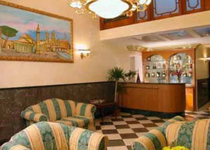 インペロ ホテル